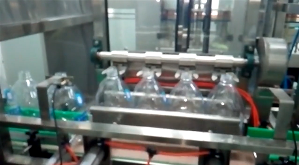 高端水一次性桶裝水全自動一體機