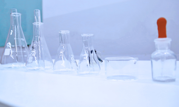 計劃總投資8.5億元！人福醫(yī)藥創(chuàng)新藥產(chǎn)業(yè)基地項目啟動建設