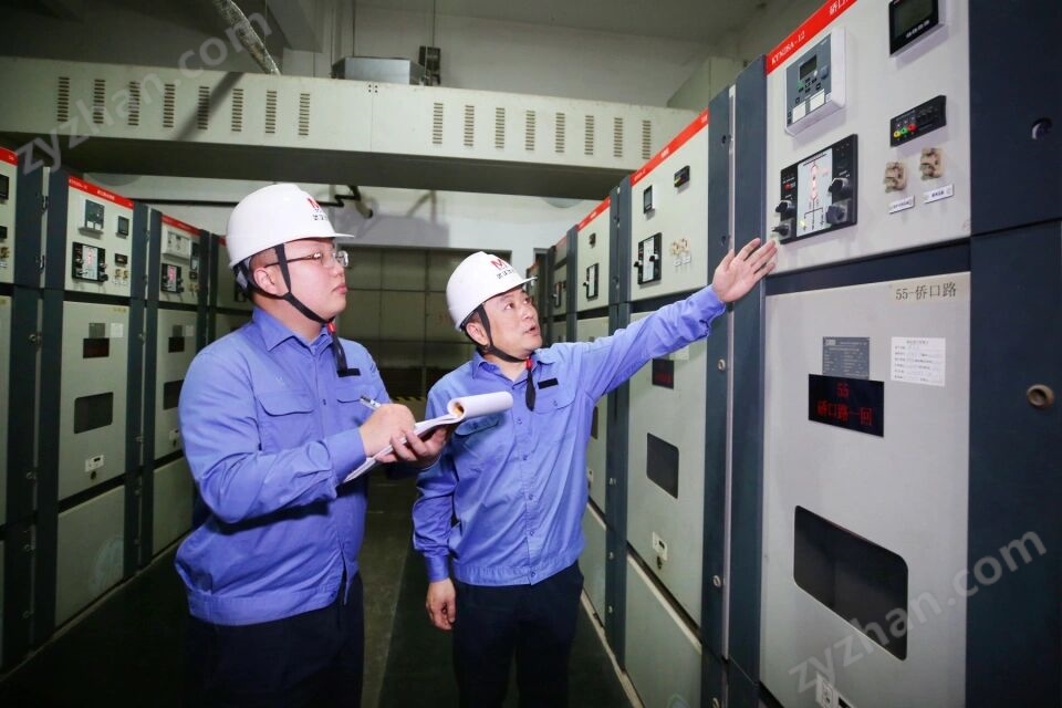 地鐵供電房.jpg 地鐵供電房防潮除濕機(jī) DH-8480C